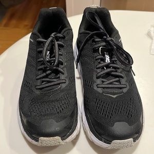 Hoka One One  Style Clifton 6